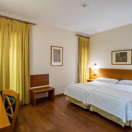 Hotel Yit Conquista De Tolède Extérieur photo