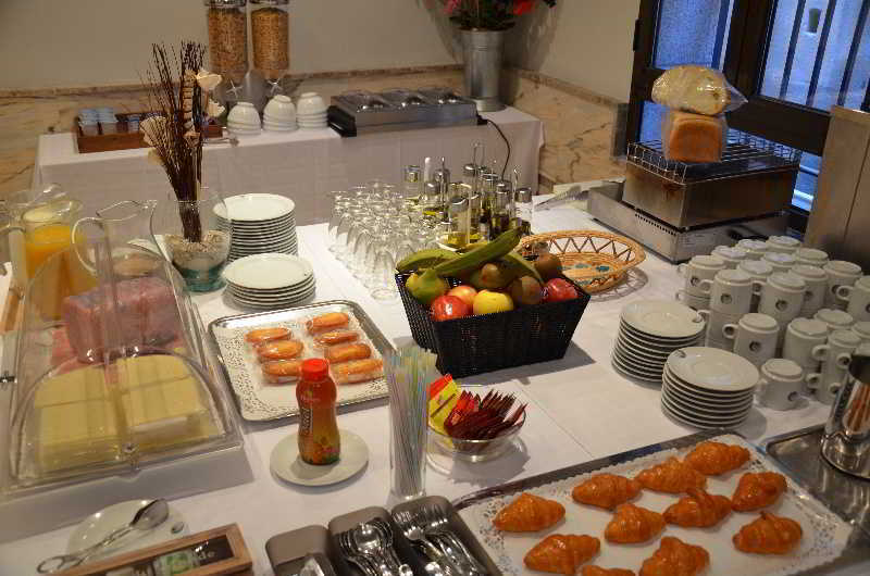 Hotel Yit Conquista De Tolède Restaurant photo